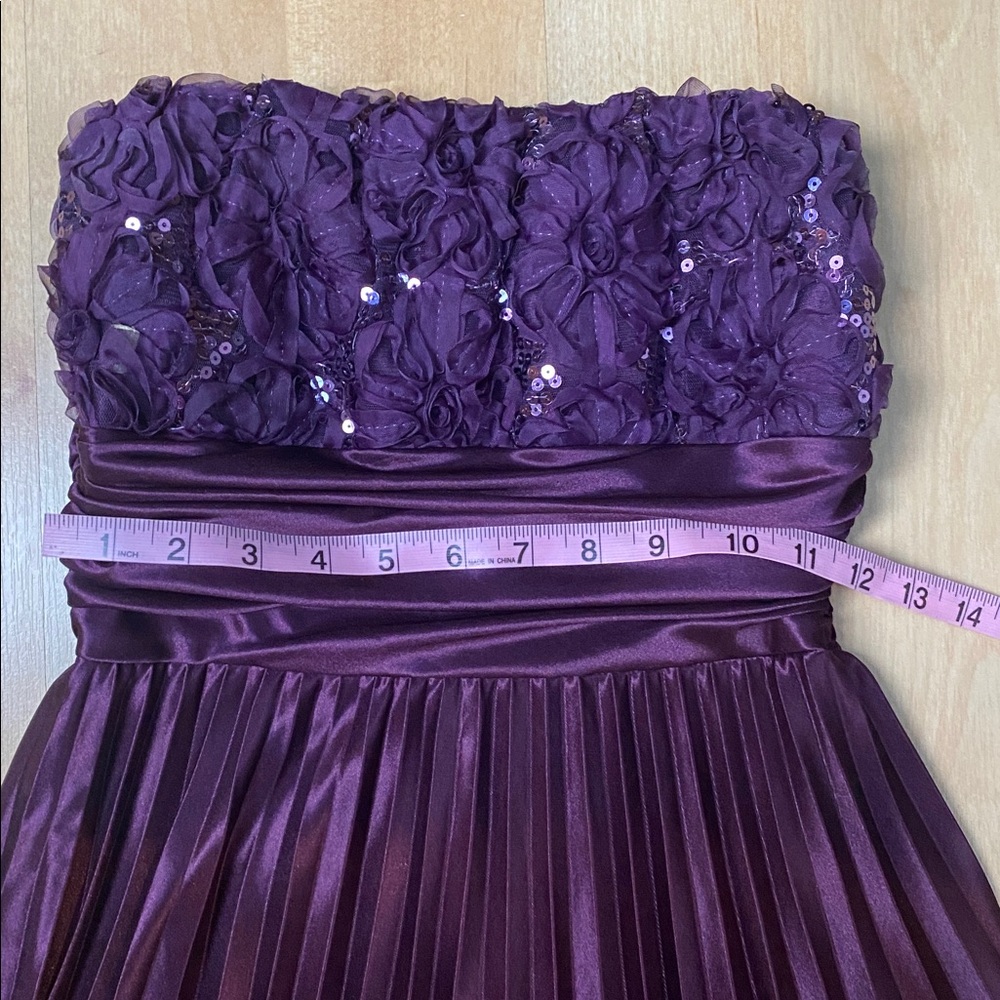 Vintage Plum Satin Pleated Gown Strapless Sequin Floral Bodice Maxi Formal size5 - Picture 16 of 16